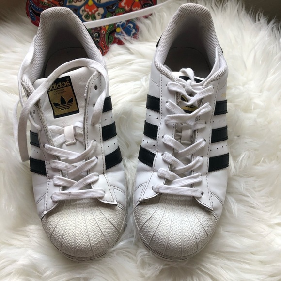 Aidas Sneakers - Picture 10 of 12